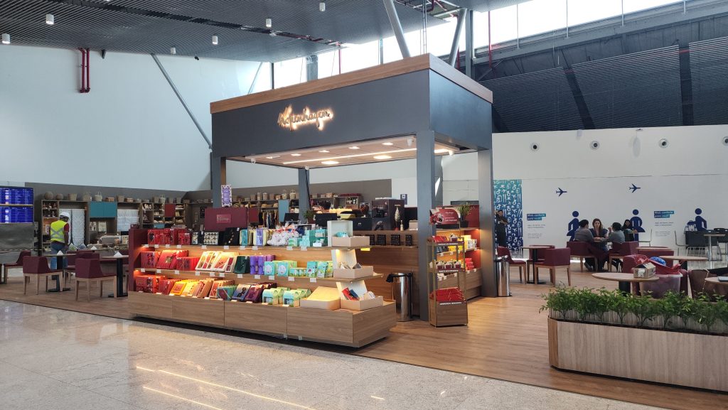 Aeroporto de Fortaleza inaugura franquia da Kopenhagen com chocolates e